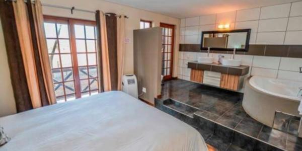 Rhulani Kruger Villa มาร์ลอทพาร์ค ภายนอก รูปภาพ